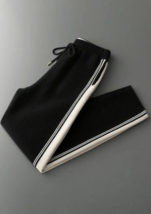 Herre tracksuit i varm uldblend – zip-hoodie & afslappede joggers med sporty striber - Havn Studio