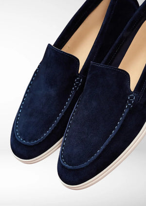 Herre loafers i ruskind – let, åndbar og stilren slip-on sko i marineblå - Havn Studio