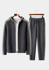 Herre tracksuit i varm uldblend – zip-hoodie & afslappede joggers med sporty striber - Havn Studio
